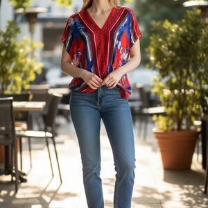 Farm Rio Parrot Print Top Blouse Tunic Medium Macaw Tropical